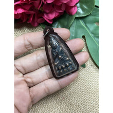 โหลดรูปภาพลงในเครื่องมือใช้ดูของ Gallery Thai Amulet Water-Repellent Metal With Frame Collectible Piece
Thai Amulet Coi