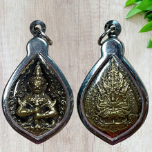 โหลดรูปภาพลงในเครื่องมือใช้ดูของ Gallery Thai Amulet Buddhist Monk, Wat Phutthabucha Collectible Piece
Somd