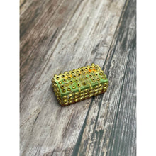 โหลดรูปภาพลงในเครื่องมือใช้ดูของ Gallery Buddhist Monk Inspired Thai Amulet Coin Wat Lahan Rai Collectible
Somdej Style