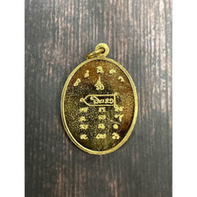 โหลดรูปภาพลงในเครื่องมือใช้ดูของ Gallery Buddhist Monk Inspired Thai Amulet For Collectors
Thai Amulet Coin