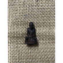 โหลดรูปภาพลงในเครื่องมือใช้ดูของ Gallery Buddhist Monk Inspired Thai Amulet From Wat Chong Khae, Nakhon Sawan
Thai Amul