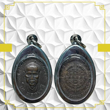 โหลดรูปภาพลงในเครื่องมือใช้ดูของ Gallery Thai Amulet Coin Somdej Style Phutthacharn To Wat Mai Bang Khun Prom