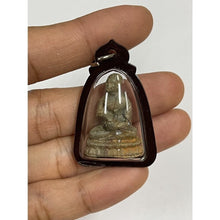 โหลดรูปภาพลงในเครื่องมือใช้ดูของ Gallery Thai Amulet Of Buddha Monk Phra Upakut, Sun Gazing Pose, Cultural Ke