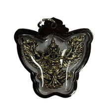 โหลดรูปภาพลงในเครื่องมือใช้ดูของ Gallery Thai Amulet for Prosperity and Goodwill, Cultural Keepsake
Thai Amulet Coin In