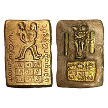 โหลดรูปภาพลงในเครื่องมือใช้ดูของ Gallery Thai Amulet Monk Kaew, Wat Rong Due, Cultural Keepsake
Thai Amulet