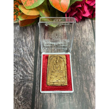 โหลดรูปภาพลงในเครื่องมือใช้ดูของ Gallery Thai Amulet Somdej Style 100Th Anniversary Wat Rakhang Heritage Collectible
Th