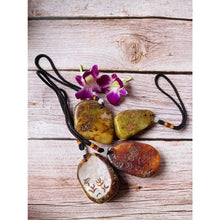 โหลดรูปภาพลงในเครื่องมือใช้ดูของ Gallery Jade Amulet For Car Hanging, Travel Safety, Thai Buddhist Collectible Amulet
J
