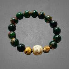 โหลดรูปภาพลงในเครื่องมือใช้ดูของ Gallery Genuine Jade Bracelet Inspired by Buddhist Monk with Gold Detailing
Thai Amule