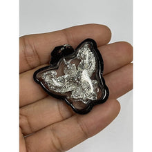 โหลดรูปภาพลงในเครื่องมือใช้ดูของ Gallery Thai Amulet For Prosperity And Goodwill, Cultural Keepsake
Thai Amulet Coin In