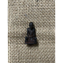 โหลดรูปภาพลงในเครื่องมือใช้ดูของ Gallery Buddhist Monk Inspired Thai Amulet From Wat Chong Khae, Nakhon Sawan
Thai Amul