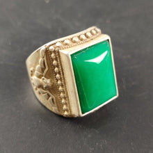 โหลดรูปภาพลงในเครื่องมือใช้ดูของ Gallery Jade Ring With Stainless Steel Adjustable Band - Free Size
Adjustable Stainles