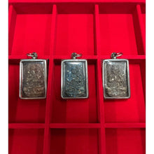 โหลดรูปภาพลงในเครื่องมือใช้ดูของ Gallery Thai Amulet Somdej Style From Wat Rakhang, Limited Color Selection Available
T