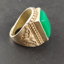 โหลดรูปภาพลงในเครื่องมือใช้ดูของ Gallery Jade Ring With Stainless Steel Adjustable Band - Free Size
Adjustable Stainles