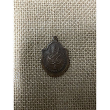 โหลดรูปภาพลงในเครื่องมือใช้ดูของ Gallery Thai Amulet Coin Buddhist Monk 143 Copper With Original Box
