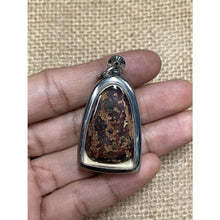 โหลดรูปภาพลงในเครื่องมือใช้ดูของ Gallery Thai Amulet Pichit Rice Grain Style With Cultural Keepsake Significance
Thai A