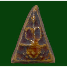 โหลดรูปภาพลงในเครื่องมือใช้ดูของ Gallery Thai Amulet Somdej Style Ceramic Collectible Cultural Keepsake
Thai Amulet Som