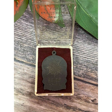 โหลดรูปภาพลงในเครื่องมือใช้ดูของ Gallery Amulet Coin Buddhist Monk Tim Isirikho Wat Lahanrai With Original Bo