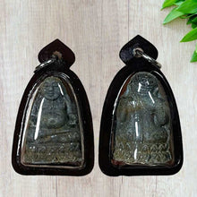โหลดรูปภาพลงในเครื่องมือใช้ดูของ Gallery Thai Amulet Of Happiness And Prosperity, Cultural Keepsake
Somdej Style Thai A