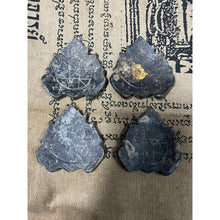 โหลดรูปภาพลงในเครื่องมือใช้ดูของ Gallery Single Eye Coconut Shell Amulet Coin For Cultural Keepsake And Collectible