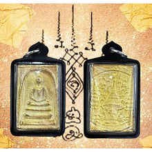 โหลดรูปภาพลงในเครื่องมือใช้ดูของ Gallery Thai Amulet Somdej Style From Wat Phra Kaew, R.4 Era, Gold Leaf, Water-Resistant