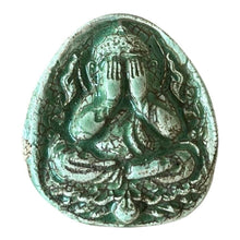 โหลดรูปภาพลงในเครื่องมือใช้ดูของ Gallery Thai Amulet - Somdej Style - Buddhist Monk Inspired Collectible
Thai Amulet Co