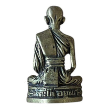 โหลดรูปภาพลงในเครื่องมือใช้ดูของ Gallery Thai Amulet Buddhist Monk, Cultural Keepsake, Wat Ceremony Edition