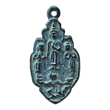 โหลดรูปภาพลงในเครื่องมือใช้ดูของ Gallery Thai Amulet Mokkhallasaari Buddha Clay Collectible Gift Cultural Keepsake
Thai