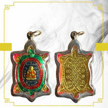 โหลดรูปภาพลงในเครื่องมือใช้ดูของ Gallery Thai Amulet Coin Buddhist Monk Wat Rai Tang Thong Brass Enamel Penda