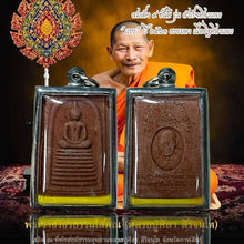 โหลดรูปภาพลงในเครื่องมือใช้ดูของ Gallery Thai Amulet Inspired by Luang Pu Sisa, Somdej Style, Wat Ceremony Edition
Thai