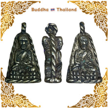 โหลดรูปภาพลงในเครื่องมือใช้ดูของ Gallery Thai Amulet Coin Inspired by Buddhist Monk Wat Chang Hai Brass Material 
Thai A
