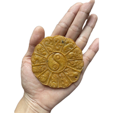 โหลดรูปภาพลงในเครื่องมือใช้ดูของ Gallery Yin Yang Zodiac Pendant With 12 Animal Carvings, Thai Amulet Collectible 
Ancie
