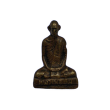 โหลดรูปภาพลงในเครื่องมือใช้ดูของ Gallery Buddhist Monk Inspired Thai Amulet Coin From Wat Nong Pho, 3 Cm 
Thai Buddhist
