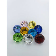 โหลดรูปภาพลงในเครื่องมือใช้ดูของ Gallery Imperial Glass Diamond Cut Design 30Mm - Elegant Decorative Piece
