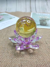 โหลดรูปภาพลงในเครื่องมือใช้ดูของ Gallery Lotus Base For Thai Amulet With Glass Sphere Holder, Fits 3-6Cm Spheres 
Lotus
