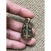 โหลดรูปภาพลงในเครื่องมือใช้ดูของ Gallery Buddhist Monk Inspired Thai Amulet Coin Three-Faced Brass Collectible 
Thai Amu
