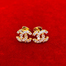 โหลดรูปภาพลงในเครื่องมือใช้ดูของ Gallery Gold-Plated Chanel Style Earrings 
Chanel Inspired Gold-Plated Earrings 
Chane
