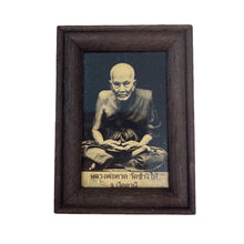 โหลดรูปภาพลงในเครื่องมือใช้ดูของ Gallery Buddhist Monk Inspired Thai Amulet Frame 7cm x 10cm Cultural Keepsake 
Thai Amu
