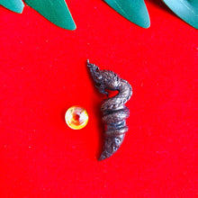 โหลดรูปภาพลงในเครื่องมือใช้ดูของ Gallery Naga Tooth Amulet with Free Naga Diamond, Choose Your Color, Message Us! 
Naga
