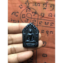 โหลดรูปภาพลงในเครื่องมือใช้ดูของ Gallery Buddhist Monk Inspired Thai Amulet Iron Material Collectible 
Thai Amulet Coin
