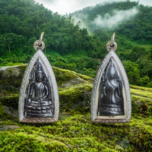 โหลดรูปภาพลงในเครื่องมือใช้ดูของ Gallery Buddha Amulet Pendant In 7-Color Metal With Frame Thai 7-Col Buddhist Sacred
