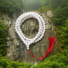 โหลดรูปภาพลงในเครื่องมือใช้ดูของ Gallery White Pearl Bead 8Mm - Thai Buddhist Collectible Amulet Milk Sacred Monk Temple
