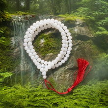 โหลดรูปภาพลงในเครื่องมือใช้ดูของ Gallery White Pearl Bead 8Mm - Thai Buddhist Collectible Amulet Milk Sacred Monk Temple
