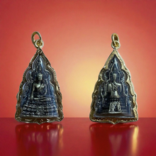 โหลดรูปภาพลงในเครื่องมือใช้ดูของ Gallery Thai Amulet With Micron Gold Frame, Wat Ceremony Edition, Cultural Keepsake
