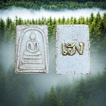 โหลดรูปภาพลงในเครื่องมือใช้ดูของ Gallery Thai Amulet Somdej Style From Wat Rakhang, Cultural Keepsake, Collectible Piece
