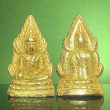 โหลดรูปภาพลงในเครื่องมือใช้ดูของ Gallery Thai Amulet With Gold Plating, Buddhist Monk, Cultural Keepsake Th Sacred Monk

