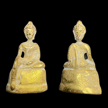 โหลดรูปภาพลงในเครื่องมือใช้ดูของ Gallery Thai Amulet With Hanging Legs - Cultural Keepsake Buddhist Monk So Sacred Temple

