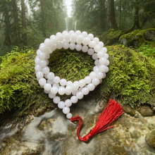 โหลดรูปภาพลงในเครื่องมือใช้ดูของ Gallery White Pearl Bead 10Mm - Thai Buddhist Collectible Amulet 
White Pearl Bead 10Mm
