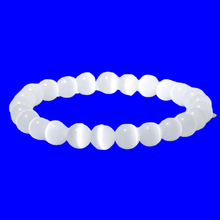 โหลดรูปภาพลงในเครื่องมือใช้ดูของ Gallery White Cat Eye Stone Beaded Bracelet For Women 10 Mm - Elegant Jewelry Piece Wh
