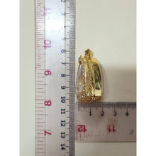 โหลดรูปภาพลงในเครื่องมือใช้ดูของ Gallery Brass Frame For Thai Amulet With White Diamond Accents And Gold Trim 
Brass Fra
