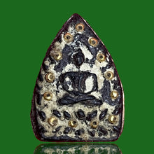 โหลดรูปภาพลงในเครื่องมือใช้ดูของ Gallery Thai Amulet Inspired by Luang Pu Boon Wat Klang Bang Kaew Takrud Powder 
Thai A
